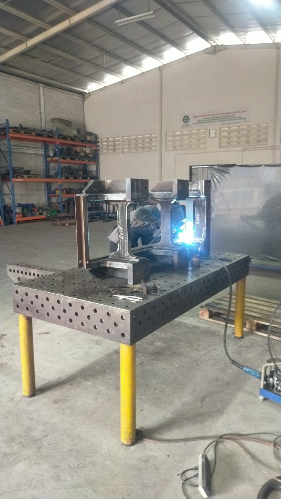 Dokumentasi Fabrikasi Frame dan Bracket Industri